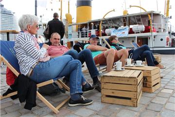 Entspannte Stimmung beim Seestadtfest.