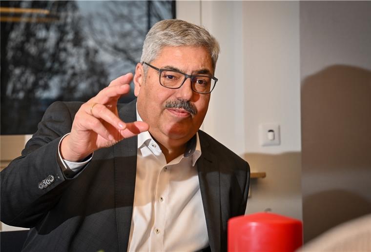 Grantz will „norddeutsche Lösung“ für den Jade-Weser-Port Er würde im Überseehafen einiges anders machen: Bremerhavens Oberbürgermeister Melf Grantz im Interview.