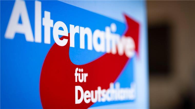 Verstoßes gegen Parteiengesetz? Durchsuchungen bei AfD Ermittler haben die Geschäftsräume der AfD in Niedersachsen durchsucht.