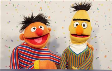 Ernie (links) und Bert aus der Sesamstraße sind schwul.