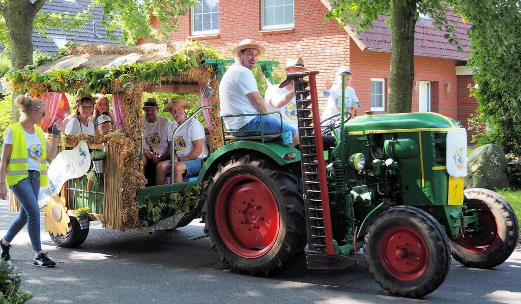 Ernteumzug in Donnern