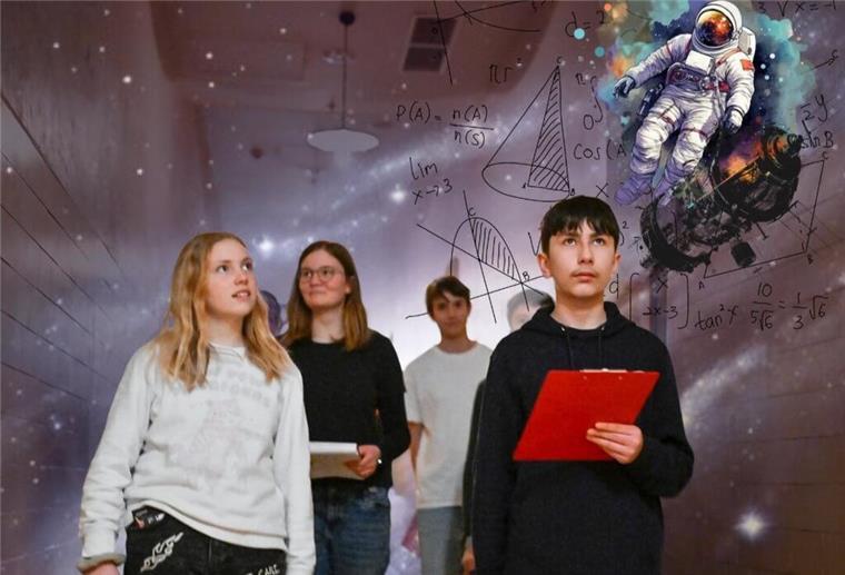 Jugendliche im Deutschen Auswandererhaus, im Hintergrund an einer Wand ein Astronaut. 