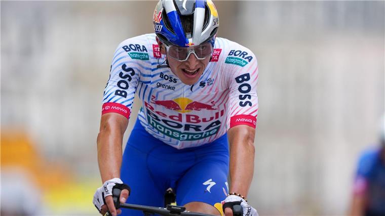 Lipowitz und Roglic: Kräftemessen in den Pyrenäen Erstmals bei der Tour dabei und direkt im Rampenlicht: Florian Lipowitz.