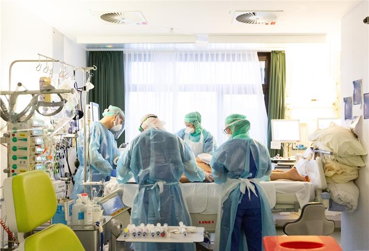 Mehr Covid-19-Patienten auf Intensivstationen Es befinden sich wieder mehr Corona-Patienten auf den Intensivstationen.
