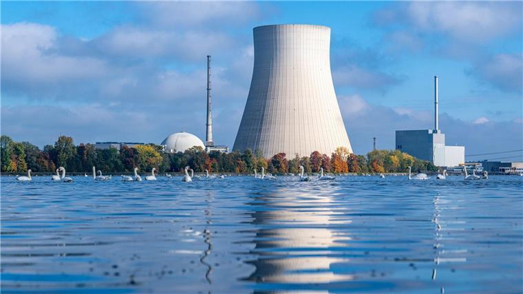 Es handelt sich um Atomabfälle, die nach der Wiederaufarbeitung von Brennelementen aus deutschen Atomkraftwerken im britischen Sellafield übrig geblieben sind. (Archivbild)
