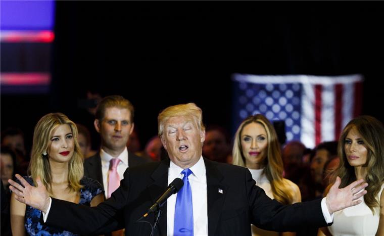 Es ist angerichtet für Donald Trump. Der Milliardär wird wohl für die Republikaner antreten dürfen.