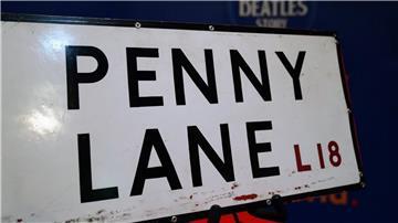 „Es ist großartig zu sehen, dass etwas von so großer Bedeutung nach fast einem halben Jahrhundert endlich zurückgekehrt ist an seinen rechtmäßigen Platz“, sagt Bürgermeister Steve Rotheram.