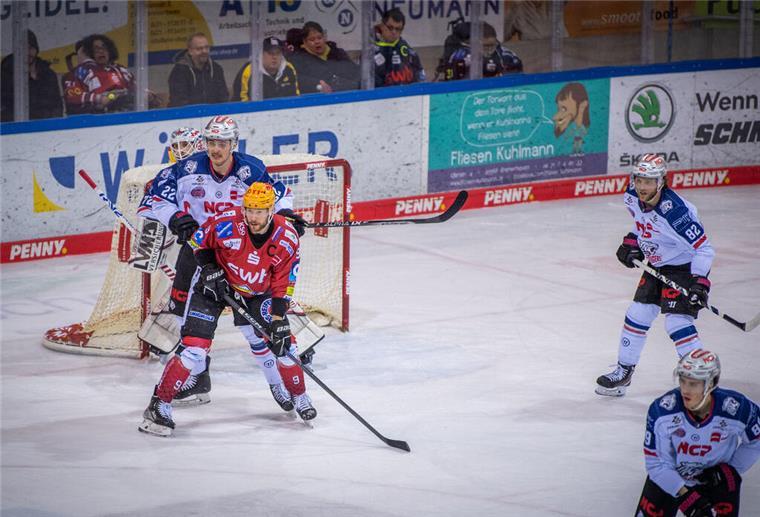 Es war ein enges Spiel zwischen den Fischtown Pinguins und den Nürnberg Ice Tigers.