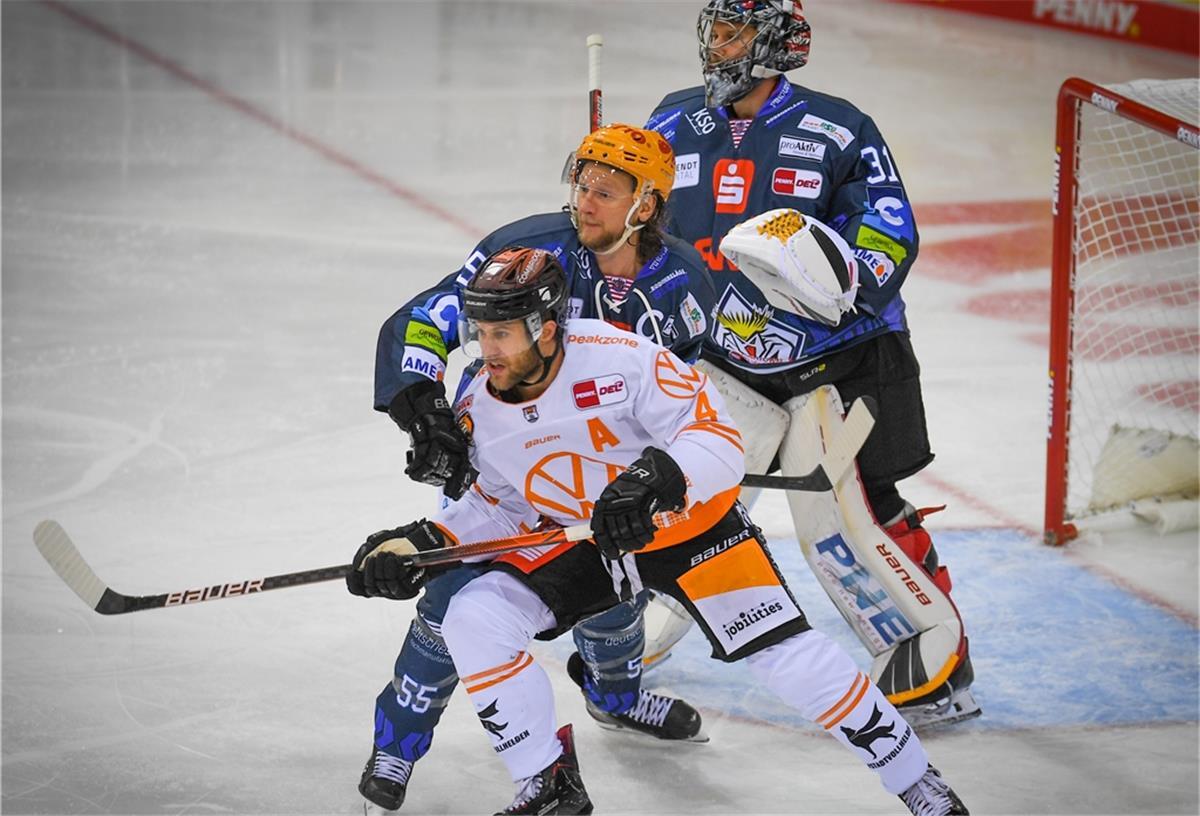 Es war ein torreiches Nordderby zwischen den Fischtown Pinguins und den Grizzlys Wolfsburg.