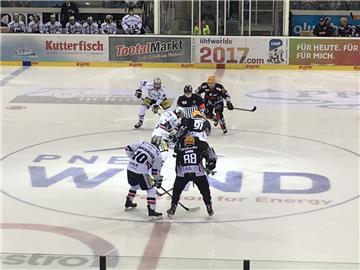 Es war eine torreiche und spektakuläre Partie zwischen den Fischtown Pinguins und den Eisbären Berlin.