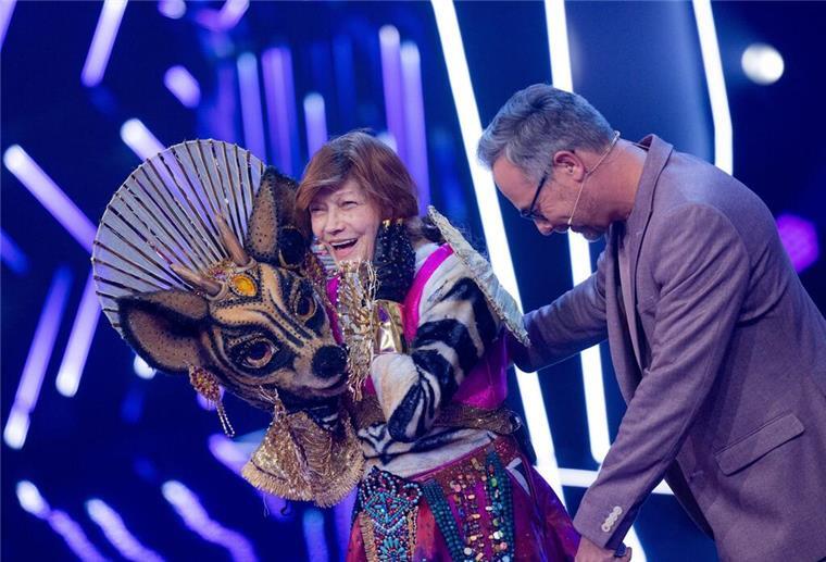 Katja Ebstein bei „The Masked Singer“ enttarnt „Es war ‚ne schweißtreibende Sache“, sagte Sängerin und Schauspielerin Katja Ebstein.