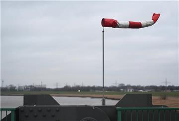 Es wird stürmisch an der Nordseeküste. Zum Jahreswechsel wütet das Sturmtief „Ginette“.