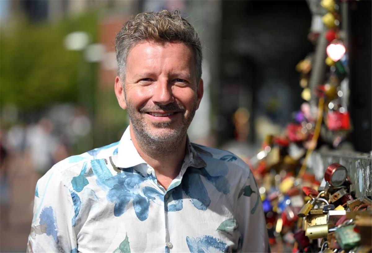 ESC-Kommentator ist „zuversichtlich“ für Deutschland ESC-Kommentator Thorsten Schorn hält Deutschland ESC-Beitrag „Baller“ für sehr modern.