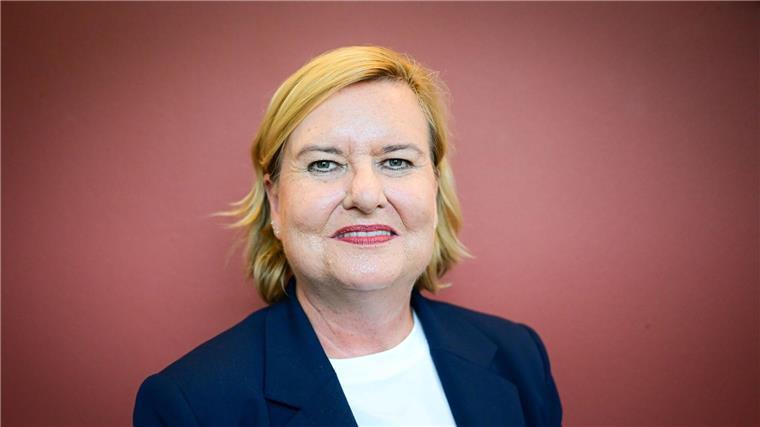 SPD-Vorstand setzt auf Högl und Rackles für Bremens Senat Eva Högl soll Bremens erste Innensenatorin werden.