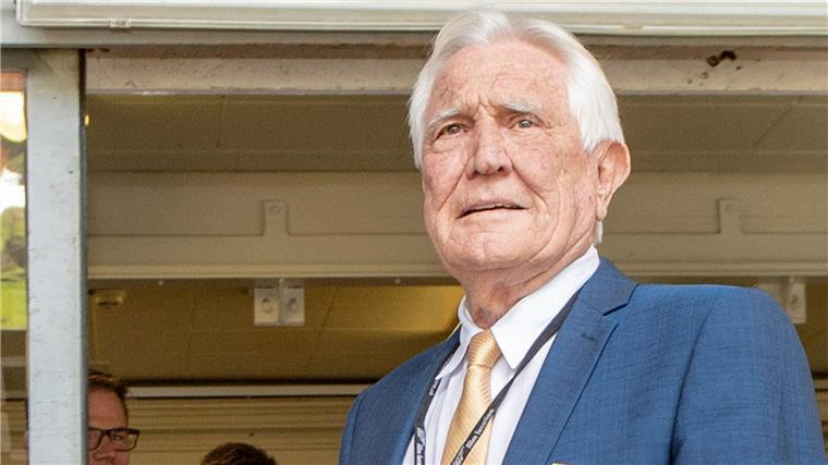 James-Bond-Darsteller George Lazenby geht in Rente Ex-007 George Lazenby geht in Rente. (Archivfoto)