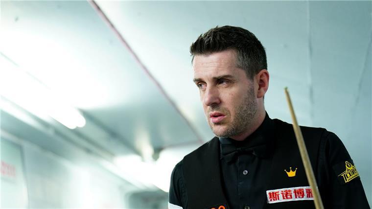 Grüße aus Riad: Das Snooker-Genie und sein WM-Geheimnis Ex-Weltmeister Selby sprach öffentlich über Depressionen.