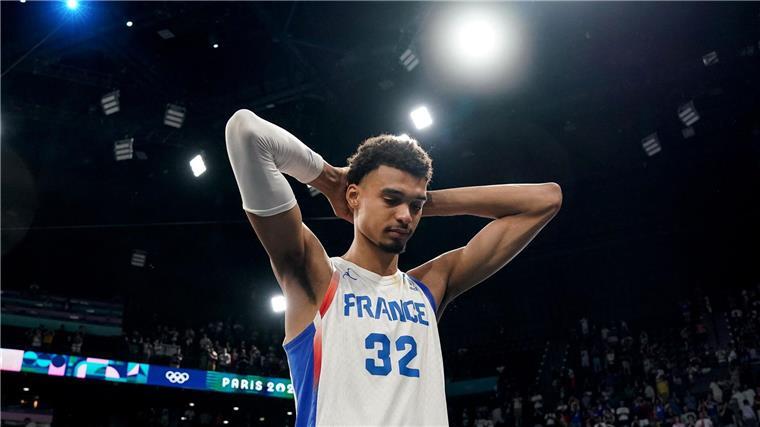 Doncic und Jokic: Diese Stars fordern die Basketballer Fällt auf unbestimmte Zeit aus: Supertalent Wembanyama.