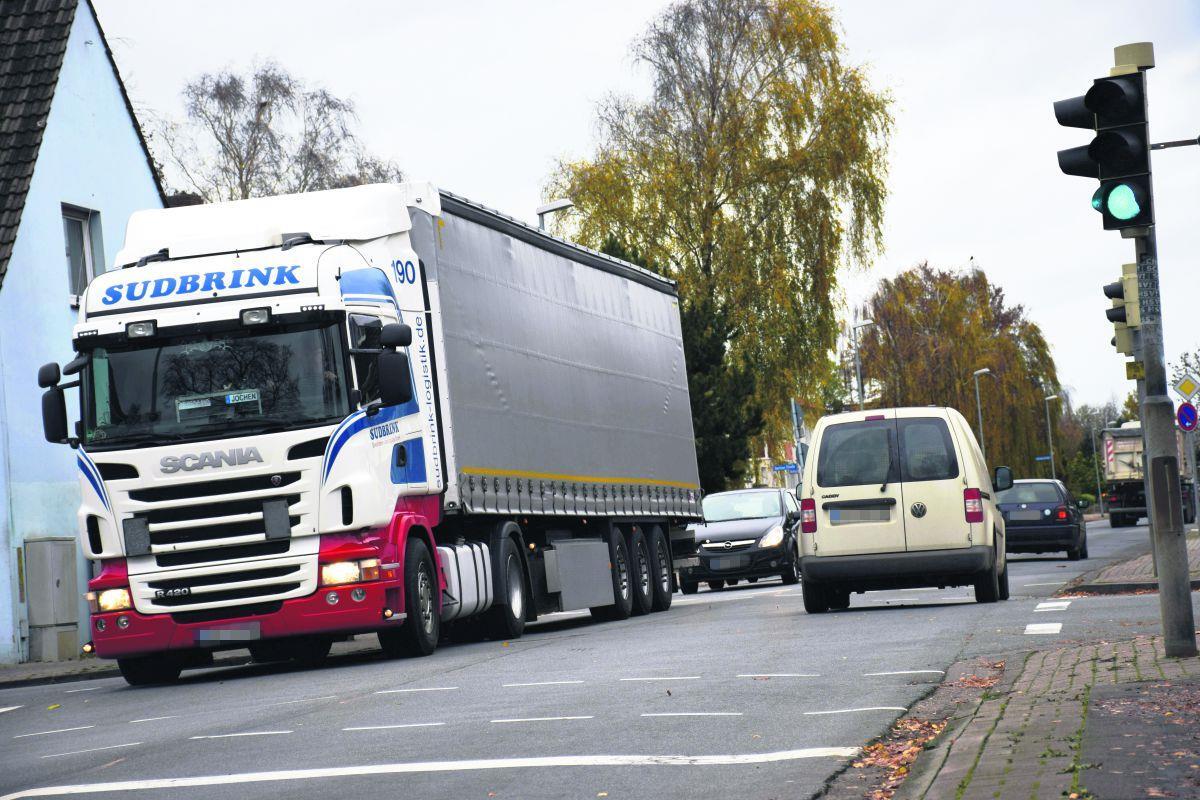 Fahrzeuge, die mehr als 7,5 Tonnen wiegen, wird es auf der Walther-Rathenau-Straße und der im Norden angrenzenden Sielstraße in Nordenham bald nicht mehr geben.