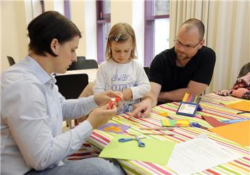 Familie Weise stattete dem Historischen Museum an seinem Jubiläumstag einen Besuch ab. 