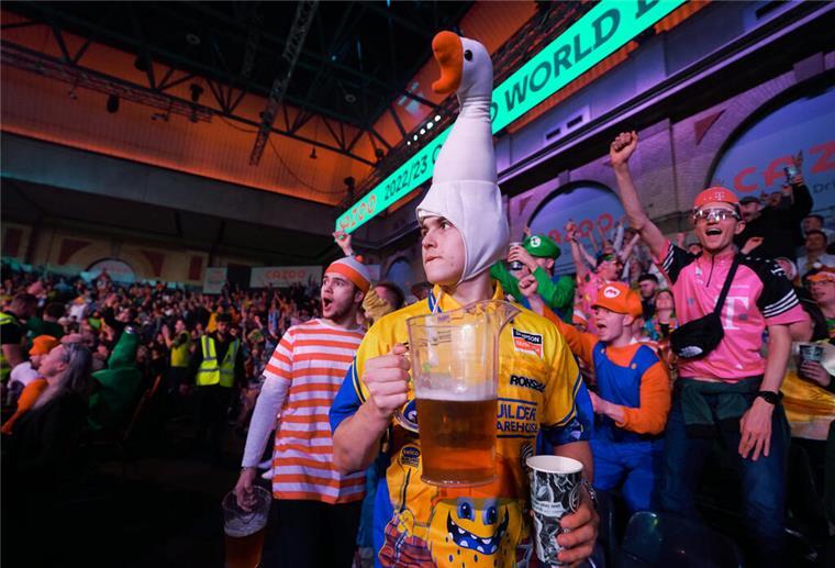 Darts-Fieber in Bremerhaven: Lokale Fans fiebern der Weltmeisterschaft entgegen Dart wm