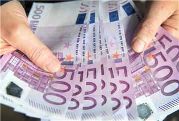 Fast 79.000 Euro flossen von Beamten der Staatsanwaltschaft Bremen an zwei Sportvereine.