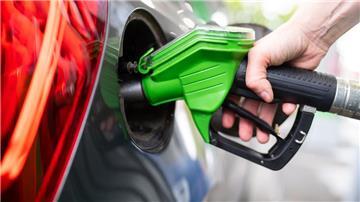 Fast umsonst konnten Autofahrer ihre Fahrzeuge an einer Tankstelle im Allgäu betanken. (Symbolbild)
