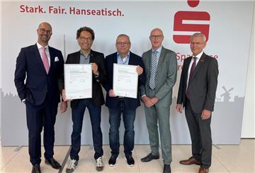 Feierstunde in der Sparkasse Bremen