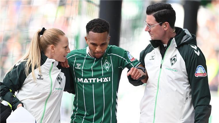 Werder mehrere Monate ohne Felix Agu Felix Agu hat sich bei Bremens Sieg gegen St. Pauli am Knöchel verletzt.