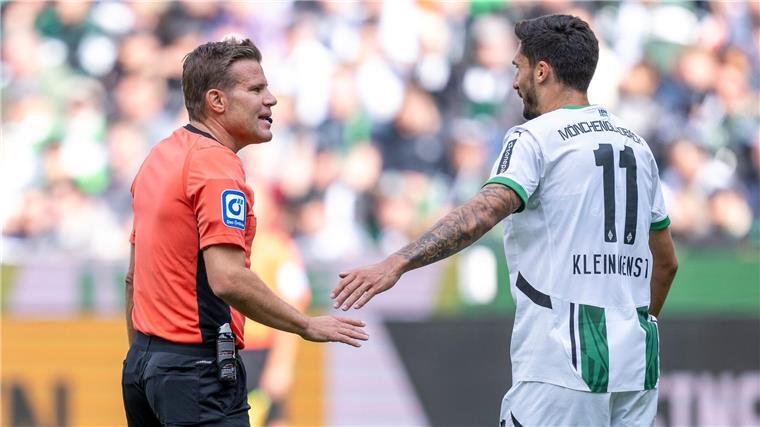 Brych nach Rekordeinsatz: „Es ging gut“ Felix Brych pfeift wieder in der Fußball-Bundesliga.