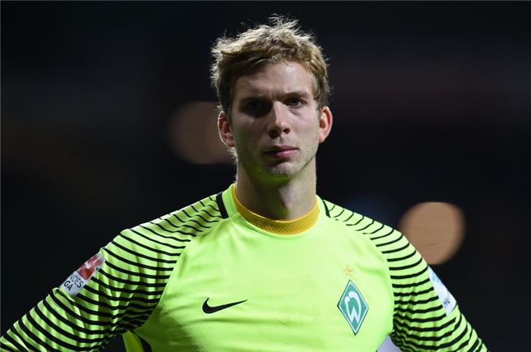 Werder-Keeper im Fokus: Jagen Engländer Felix Wiedwald? Felix Wiedwald hat sich in dieser Saison zur Nummer eins im Tor des SV Werder Bremen gemausert. Jetzt soll er auf der Wunschliste englischer Clubs stehen.