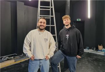 Feriz Sula (links) und Moritz Beer im Tanzhaus