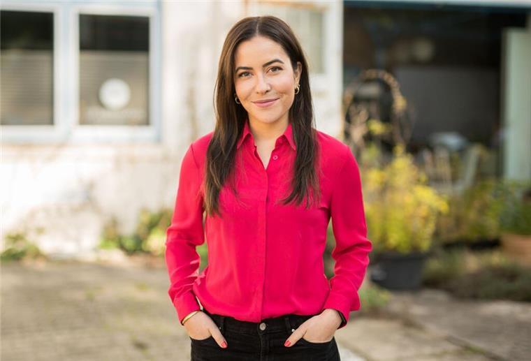 Fernsehmoderatorin Aline Abboud moderiert seit rund zwei Jahren die „Tagesthemen“ im Ersten.