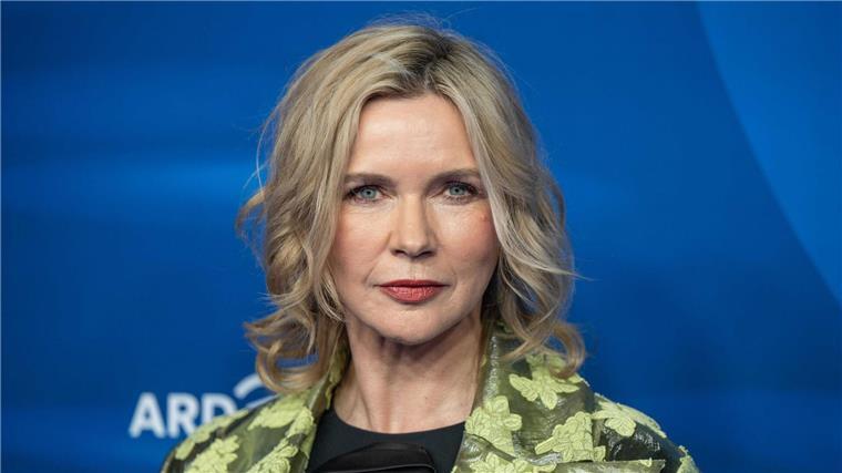 Ferres schwärmt von Dreh mit Ex-James-Bond Pierce Brosnan Ferres braucht eigenen Angaben nach im Western bei Reit- und Stuntszenen kein Double. (Archivbild)