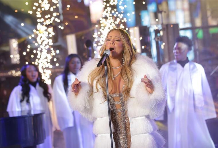 Festlich kann sie: „All I Want for Christmas Is You“-Sängerin Mariah Carey im Glitzer. (Archivfoto)