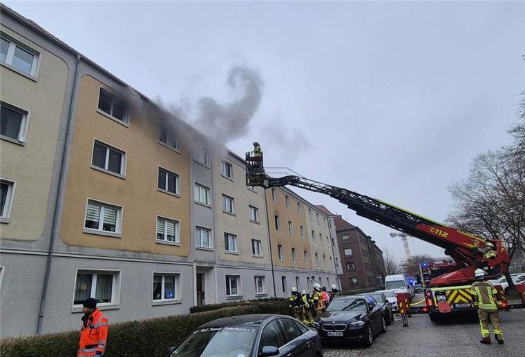 Alarm in Bremerhaven: Rauchmelder rettet Leben in Lehe Wohnungsbrand im Stadtteil Lehe