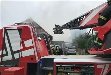Feuerwehreinsatz am Mittwochnachmittag am Dungendeichsweg in Brake.