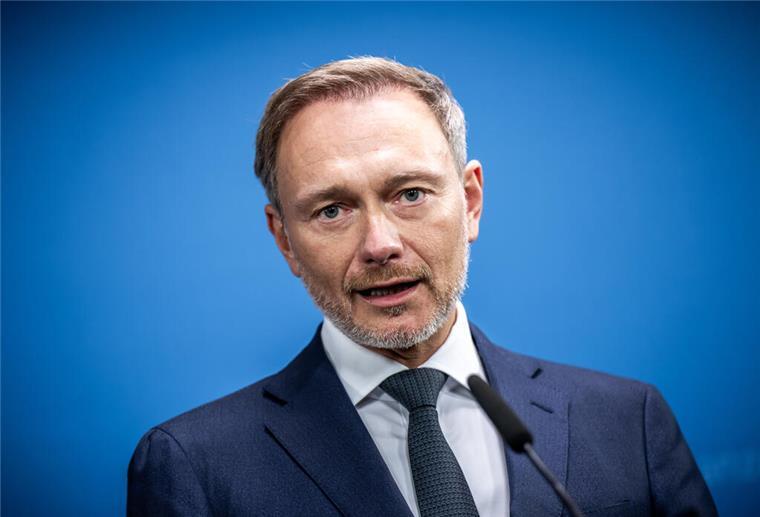 Finanzminister Christian Lindner (FDP) setzt die Schuldenbremse aus.