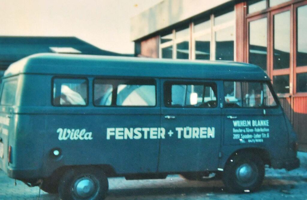 Firmenwagen im Jahr 1979.