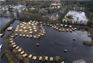 Flächen vom Serengeti-Park sind teilweise von Wasser überflutet. Nun wird der absolute Ernstfall geplant.