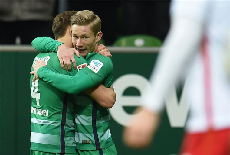 Werder-Coach Nouri schwärmt von Florian Kainz Florian Kainz darf lächeln. Bei Alexander Nouri steht der Profi hoch im Kurs.