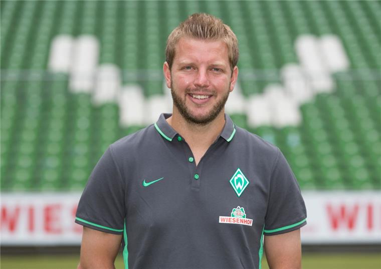 Florian Kohfeldt übernimmt Werder-Profis interimsweise Florian Kohfeldt ist interimsweise Cheftrainer beim SV Werder Bremen.