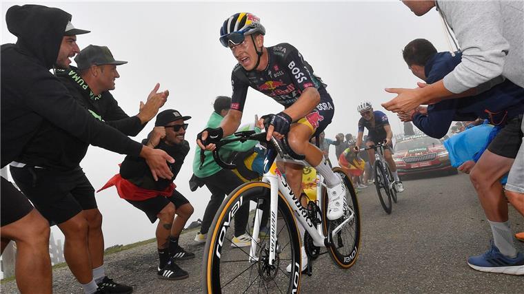 „Er fliegt“: Radstar Roglic lobt Top-Talent Lipowitz Florian Lipowitz zeigt bei der Spanien-Rundfahrt eine starke Leistung.
