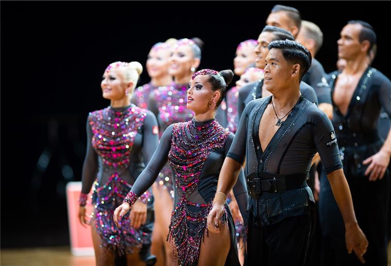 Kein Tanzclub hat mehr Titel als die TSG Bremerhaven Formationstanz-Festival der TSG Bremerhaven in der Stadthalle.