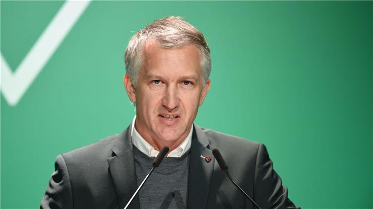 Offiziell: Schalke holt Frank Baumann als Sportvorstand Frank Baumann hat mit Schalke 04 viel vor.
