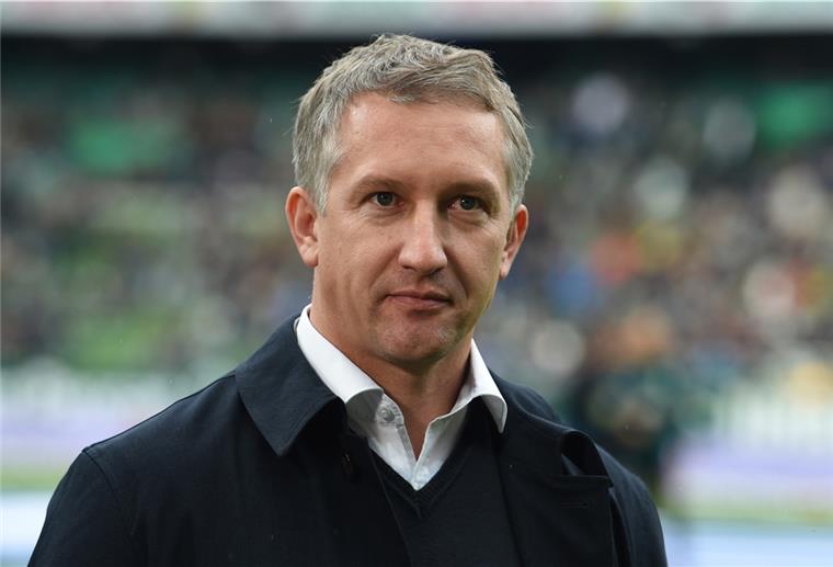 Nicht alle zu Treffen eingeladen: Werder-Boss kritisiert Spitzenvereine Frank Baumann, Werders Geschäftsführer Sport, kritisiert die Konkurrenz in der Bundesliga.