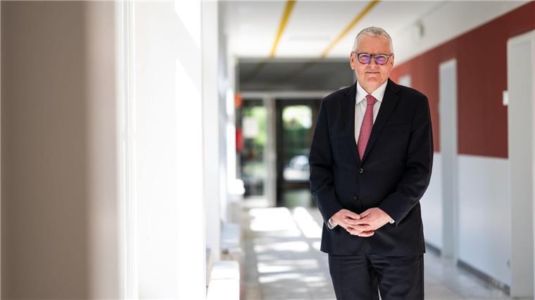 Frank-Thomas Hett, neuer Präsident des Oberverwaltungsgerichts in Lüneburg. Hett wünscht sich keinen Abbau von Richterstellen - zu groß sei der Berg an Verfahren, die man vor sich herschiebe.