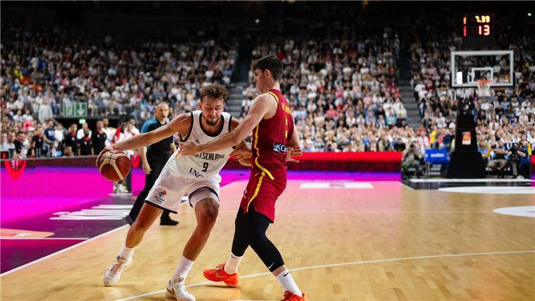 „Richtig Bock“: Basketballer reisen in Bestform zur EM Franz Wagner spielte gegen Spanien herausragend.