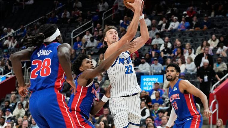 Franz Wagner kassiert mit Orlando vierte Niederlage in Serie Franz Wagner tat sich mit den Magic in Detroit schwer.
