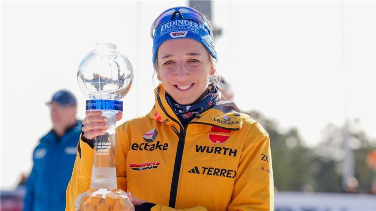 Großer Erfolg für Franziska Preuß Franziska Preuß aus Deutschland gewinnt den Biathlon-Weltcup.