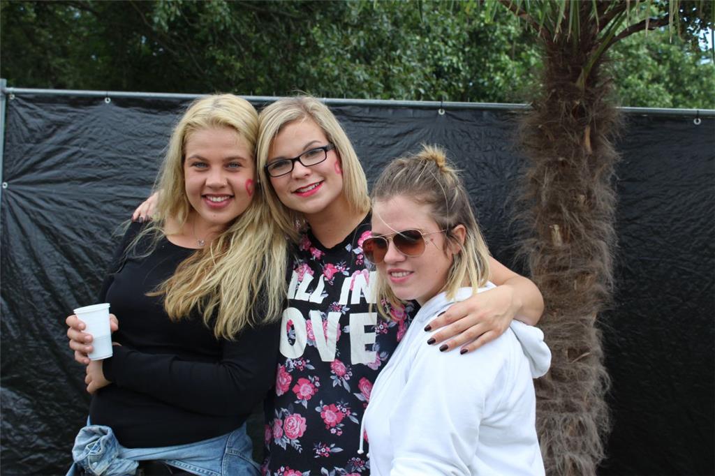 Frauen-Power ist angesagt: Cynthia Aulich, Chantal Juschkat und Geraldine Cadisc...